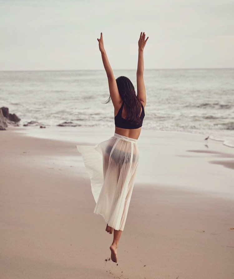 NotYourVictory's tweet photo. — 𝑺𝒐, 𝒎𝒂𝒌𝒆 𝒕𝒉𝒆 𝒇𝒓𝒊𝒆𝒏𝒅𝒔𝒉𝒊𝒑 𝒃𝒓𝒂𝒄𝒆𝒍𝒆𝒕𝒔, 𝒕𝒂𝒌𝒆 𝒕𝒉𝒆 𝒎𝒐𝒎𝒆𝒏𝒕 𝒂𝒏𝒅 𝒕𝒂𝒔𝒕𝒆 𝒊𝒕, 𝒀𝒐𝒖'𝒗𝒆 𝒈𝒐𝒕 𝒏𝒐 𝒓𝒆𝒂𝒔𝒐𝒏 𝒕𝒐 𝒃𝒆 𝒂𝒇𝒓𝒂𝒊𝒅… 𝒀𝒐𝒖'𝒓𝒆 𝒐𝒏 𝒚𝒐𝒖𝒓 𝒐𝒘𝒏, 𝒌𝒊𝒅… 𝒀𝒆𝒂𝒉, 𝒚𝒐𝒖 𝒄𝒂𝒏 𝒇𝒂𝒄𝒆 𝒕𝒉𝒊𝒔✨ https://t.co/EXjnWZxc8c