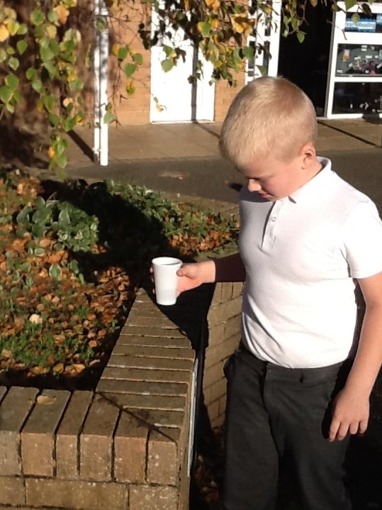 MrJordanSPA's tweet photo. Year 4 introduced their water cycle module, 'how does the water go round and round', by understanding the flow of water and linking key vocabulary, such as rapids, meander and stream, to their water experiments. @SpaldingPriAcad @InfinityAcad https://t.co/JjBAeFNupI