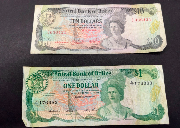 CavalierCoins's tweet image. Live on our Auction Now!
Belize Banknotes $1 &amp;amp; $10 rare 1983 LOT: 1311-605
#belizebanknotes #collectablebanknotes #banknotes #rarebanknotes 
ebay.co.uk/itm/3046859473…