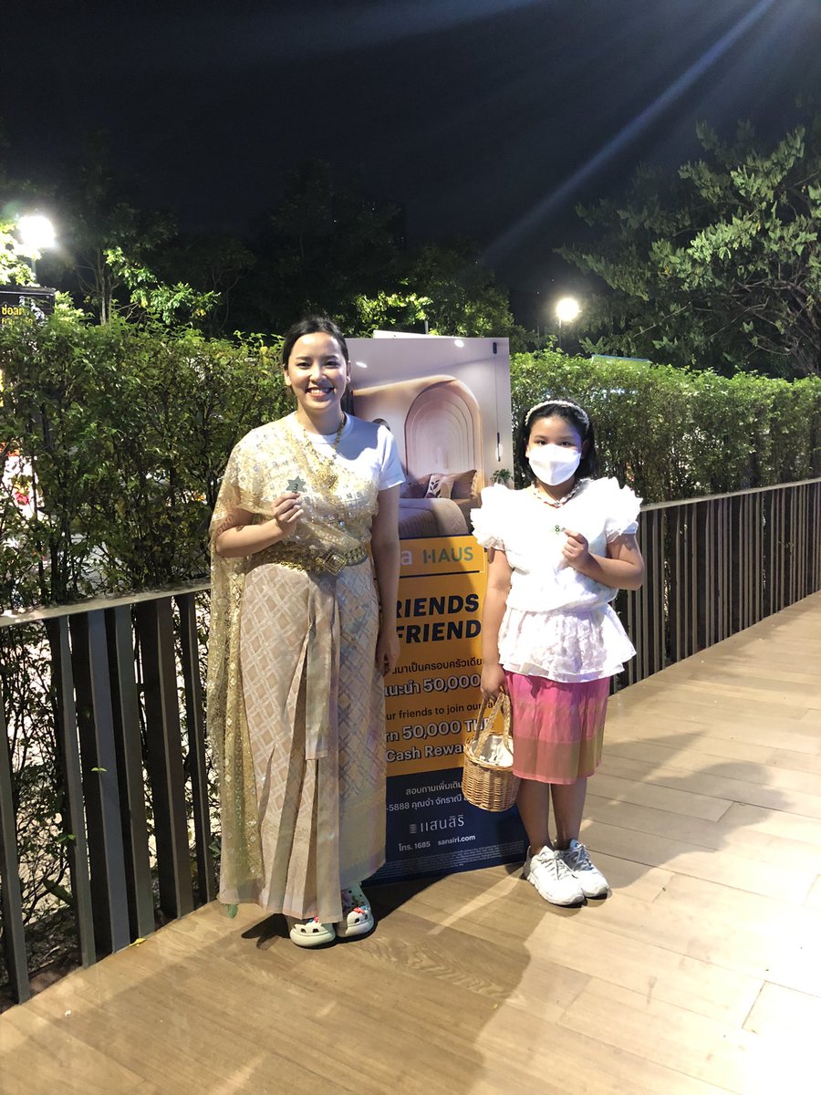 FPongphan's tweet photo. กิจกรรมลอยกระทงภายในโครงการสร้างความอบอุ่นให้ลูกบ้าน และมีกิจกรรมดีให้ท่านลูกบ้านร่วมสนุกหลายรายการ #ลอยกระทง #okahaus https://t.co/5Q7og2thMd