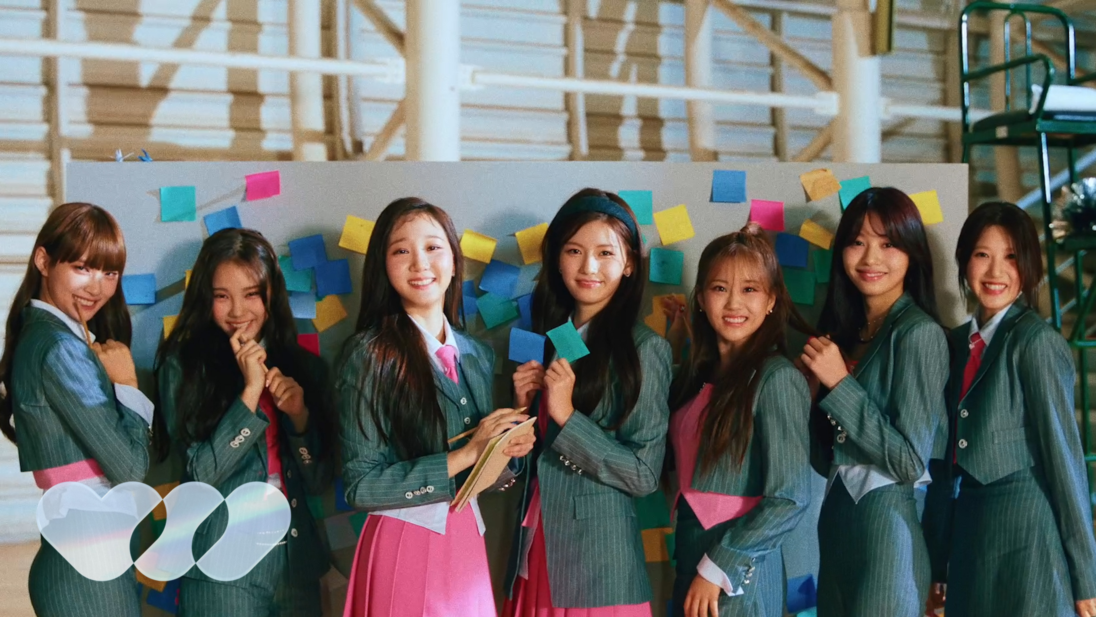 FhHBNI4akAA3fMY?format=jpg&name=4096x4096