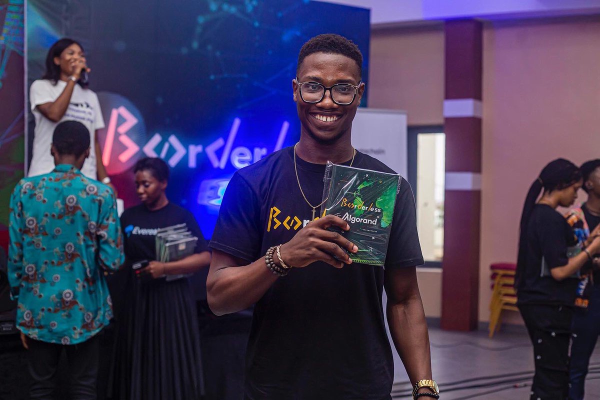 myplana_ng's tweet photo. Weโre still reliving the moments from Borderless 1.0๐๐
Have a look at some of winners of the giveaway segment๐๐๐
@myplana_ng
#myplana #borderlessph #souvenirs #souvenirshop #customizedgifts https://t.co/maQx56jIQX