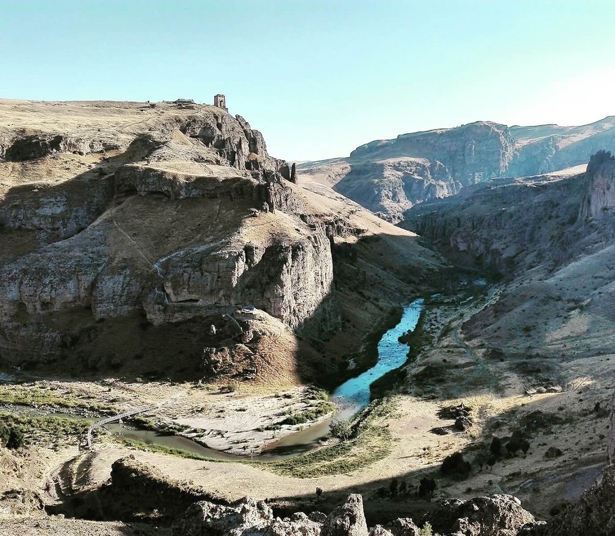 IraninMi's tweet photo. #Zahhak castle, near #Hashtrud, #East_Azerbaijan province. #Iran #Tourism https://t.co/8orTHF4G8t