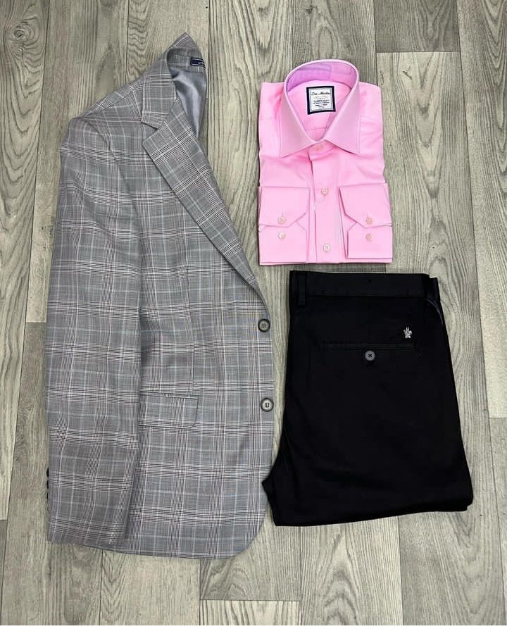 Official wear combination ✨✨🔸🔸Blazer 7500ksh
🔸Khaki pant 1800ksh
🔸Turkey shirt 3000ksh
☎️Call or WhatsApp 
0716 057 611 : 0736 557 611
 📍Visit us we are located Along Biashara street Yala Towers First floor Shop no.101
🚚We deliver country wide vie parcel.