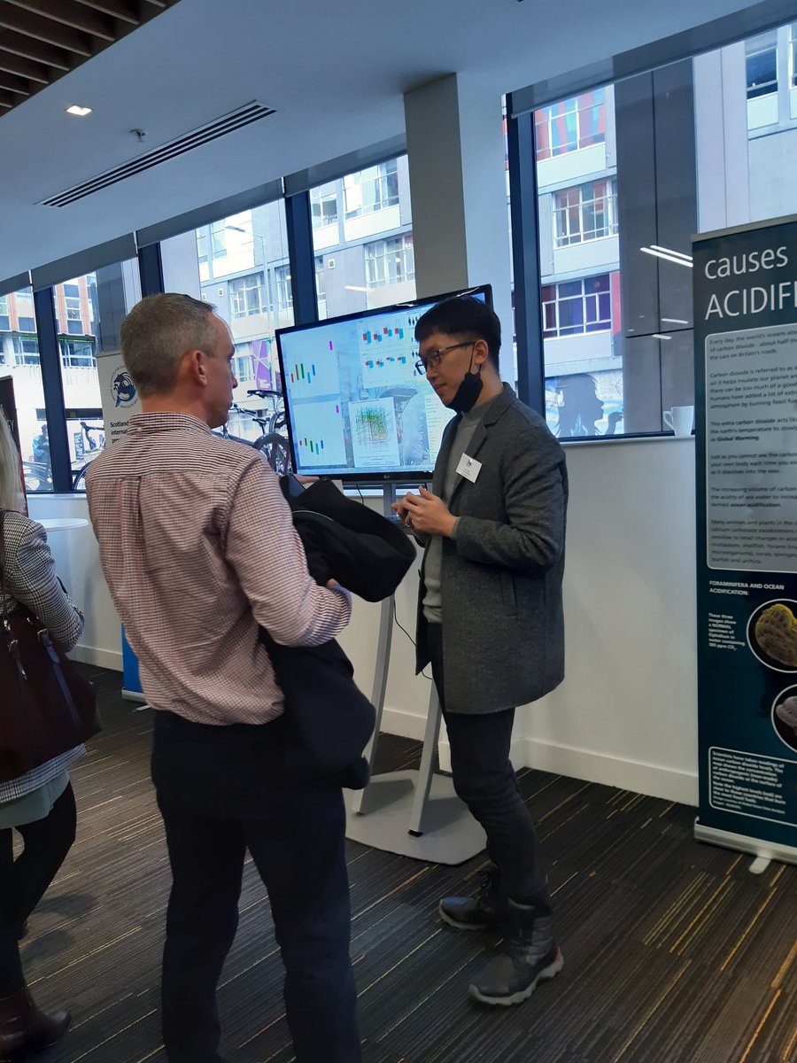 DrNatalieHicks's tweet image. Excellent poster sessions yesterday @WoodwardRowe @chen_zelin @Alex_bluecarbon sharing their PhD work on #bluecarbon #foodwebs and #manmadestructures @EssexLifeSci @insitenorthsea @mastscot @gregsonbenjamin