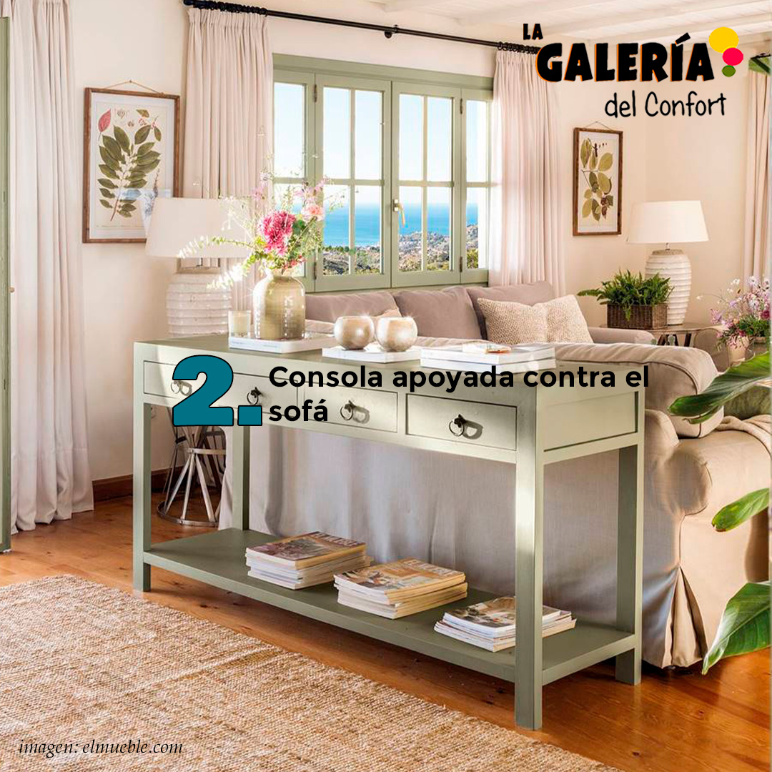 GaleriaConfort's tweet photo. En salones cuadrados o muy grandes, ubicar un sofá🛋 como elemento delimitador es una buena opción para separar ambientes. Aquí os traemos algunas opciones con las que decorar el espacio detrás del sofá, si este no se apoya en ninguna pared. https://t.co/r2VCbdFtM9