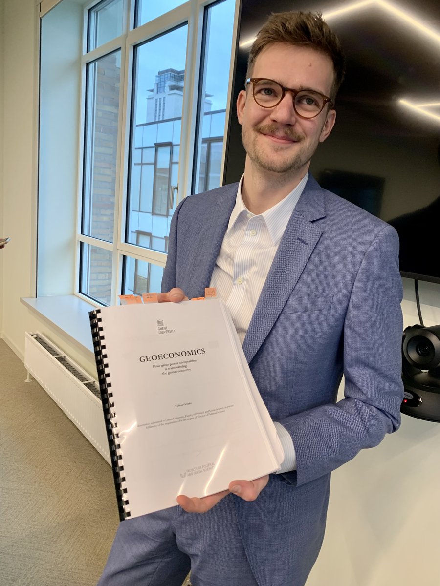 Finally able to live up to the meme of a doctor useless in a health emergency, but one with opinions about how great power competition is transforming the global economy...🎓
#geoeconomics 
#phdgraduation
