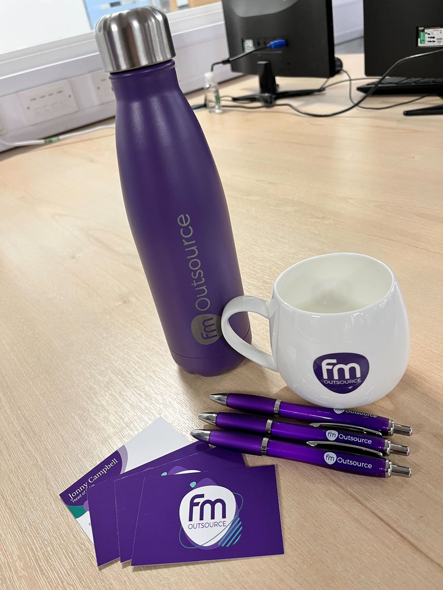 FMOutsource's tweet image. On Wednesdays we wear purple!😜

Our team are looking fabulous in their new merchandise... event season must be near!👀

#FMFam #CustomerServiceExperts #CustomerExperienc