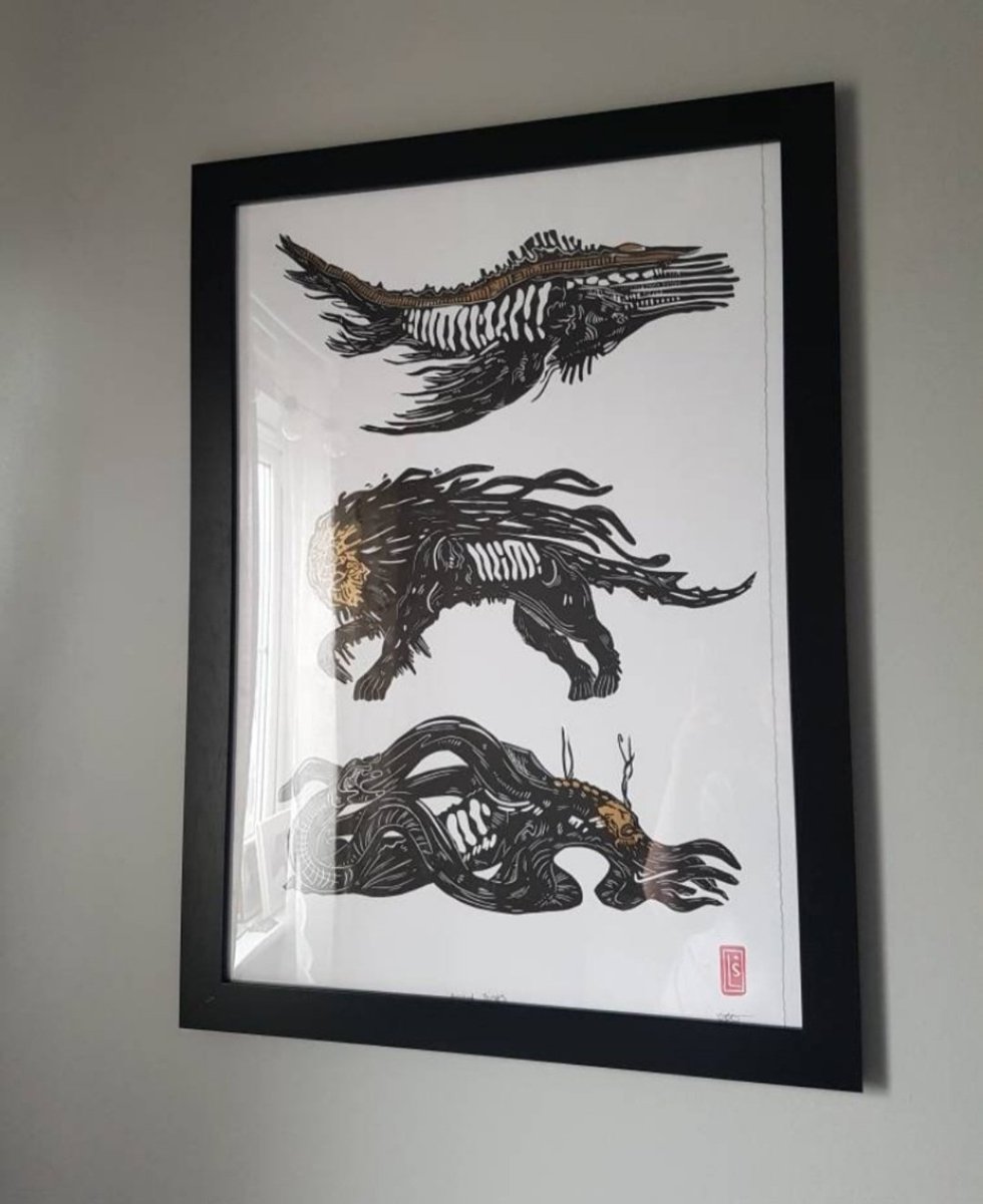 Lousakura1's tweet photo. I Carved these designs to make a lino print for my room 🐋🦁🦑🌈 Death Stranding is such a beautiful game, Happy 3 year Anniversary 🙏💕 #DS_3rd #DeathStranding https://t.co/ntxN6g3ddO