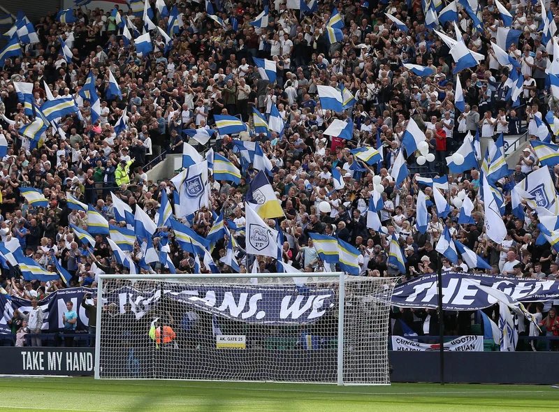 I know we all like to give the lashers shit after last night but for us it’s all about Sat. Hopefully we can finish on a high before the break! 

Get those flags waved! And if your on the kop bring a flag with you to put on netting! Get Deepdale bouncing ladies and gents! #pnefc