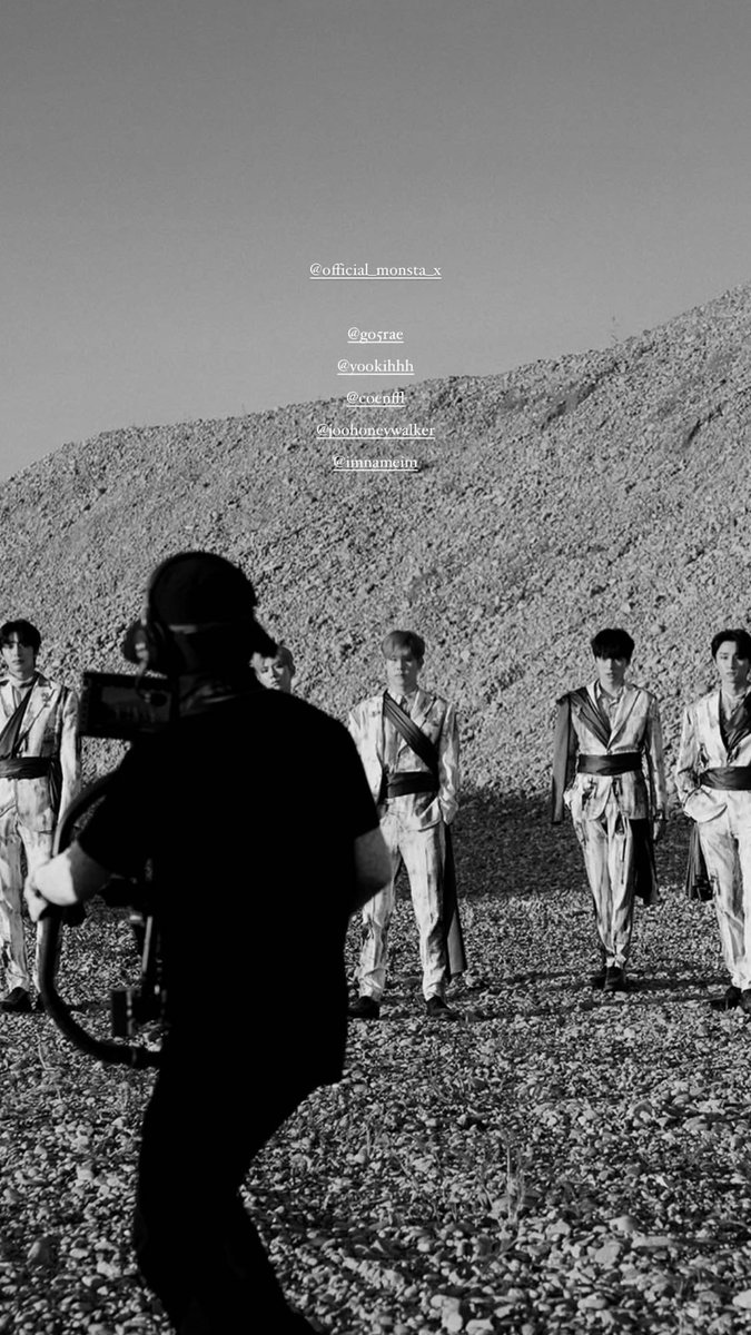 ArchiveChw's tweet photo. 221109 Monsta X unreleased concept photos behind form NO LIMIT - HYUNGWON

Cr @/zunbam
https://t.co/8NBMp2Kok5 https://t.co/2Gmt1RNns8