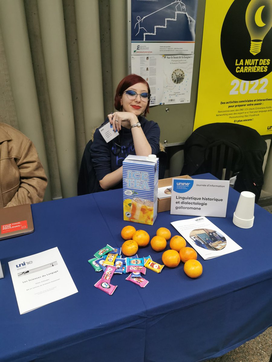 😎Journée d'informations pour les futurs étudiants !📚

Venez passer dire coucou. On vous offre un thé froid sur le stand de la Linguistique Historique et Dialectologie galloromane 😉

#UNINE #Students <a href="/UniNeuchatel/">Université Neuchâtel</a>