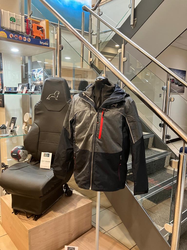 Looking for a #Christmas present for the #trucker, #truck enthusiast or #MAN fan in your life?

We've got a terrific range of merchandise in stock and ready to go under the tree 🎄

Drop in to find out more!