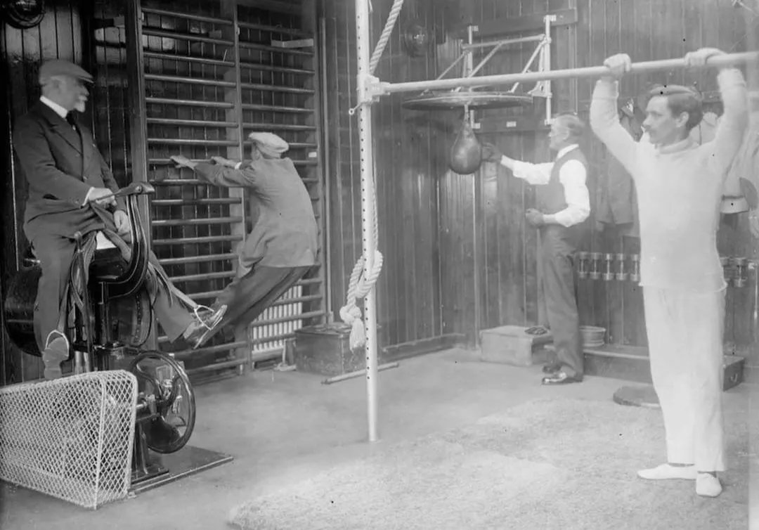 Historygirl tweet media