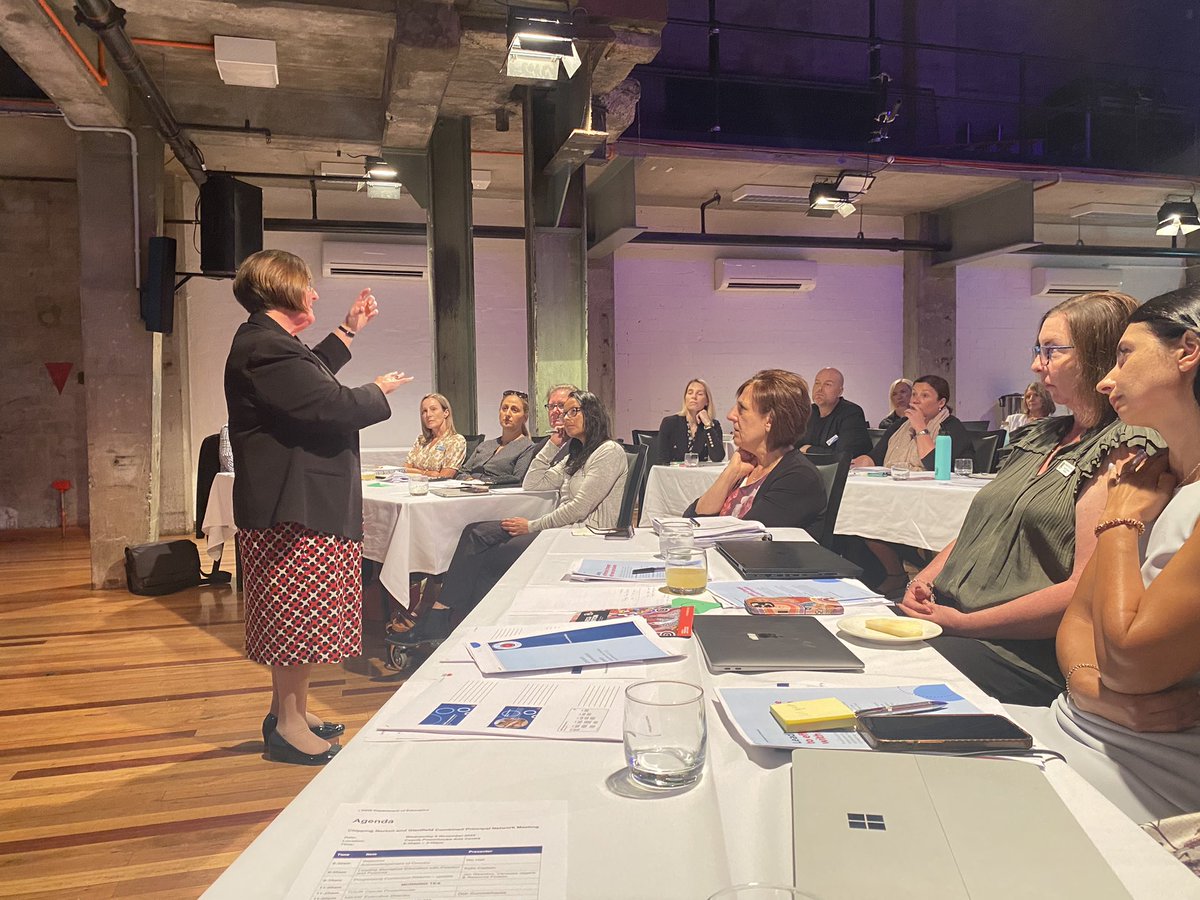 The Glenfield and Chipping Norton Principal Networks combined today in learning, in the spirit of collaborative learning and collective efficacy…..set on the background of Casula Powerhouse Museum! The Mil Pra AECG art exhibition was outstanding!
@DebSummerhayes <a href="/DrAMandel/">Alexandra Mandel</a>