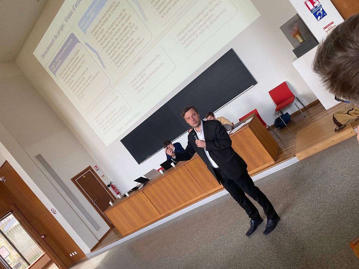 gp_conseil's tweet photo. Lancement du SDIRVE du SDE 54 et du @Grand_Nancy  en Meurthe et Moselle. Première réunion de concertation  avec @AgenceEker @gp_conseil  @TACTIS_group @gireve. 

Et... beaucoup, beaucoup de questions.

#mobilités https://t.co/kJjOp5xO0d
