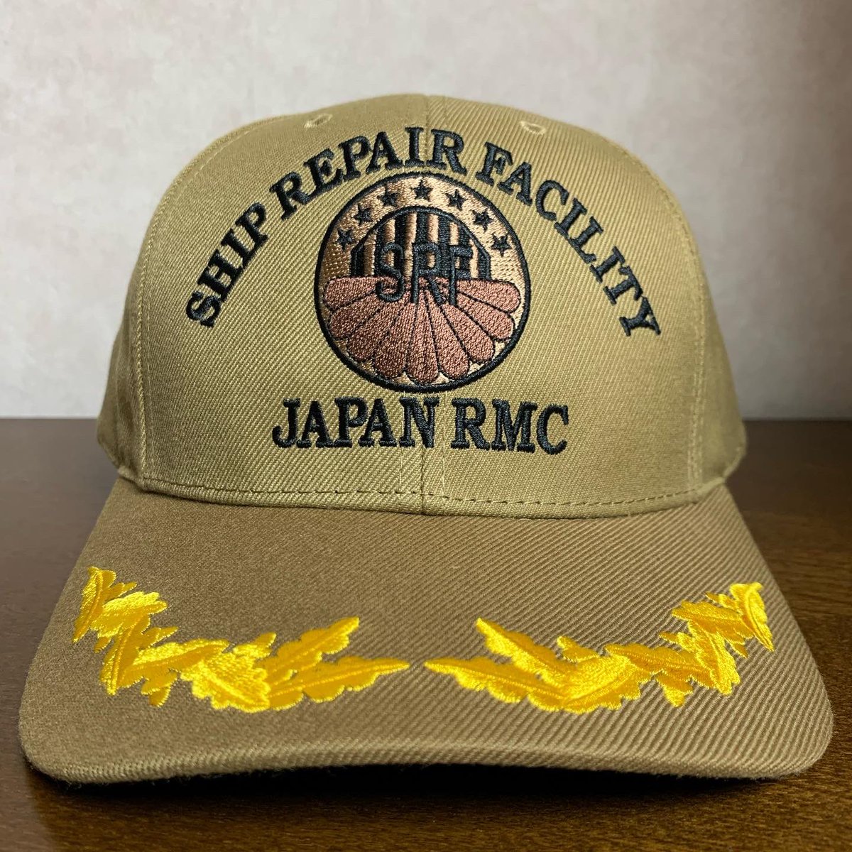 abasan1208's tweet photo. 【米海軍シリーズ】
既紹介済の米海軍関連識別帽を新規入手したので、追加紹介
U.S. Naval Ship Repair Facility and Japan Regional Maintenance Center(SRF-JRMC)Command Ballcap
大佐・中佐用、タンカラー
タンカラーを新規入手
#識別帽 #部隊帽 #部隊識別帽 #スコードロンキャップ #jrmc https://t.co/bG2hZa7OHJ