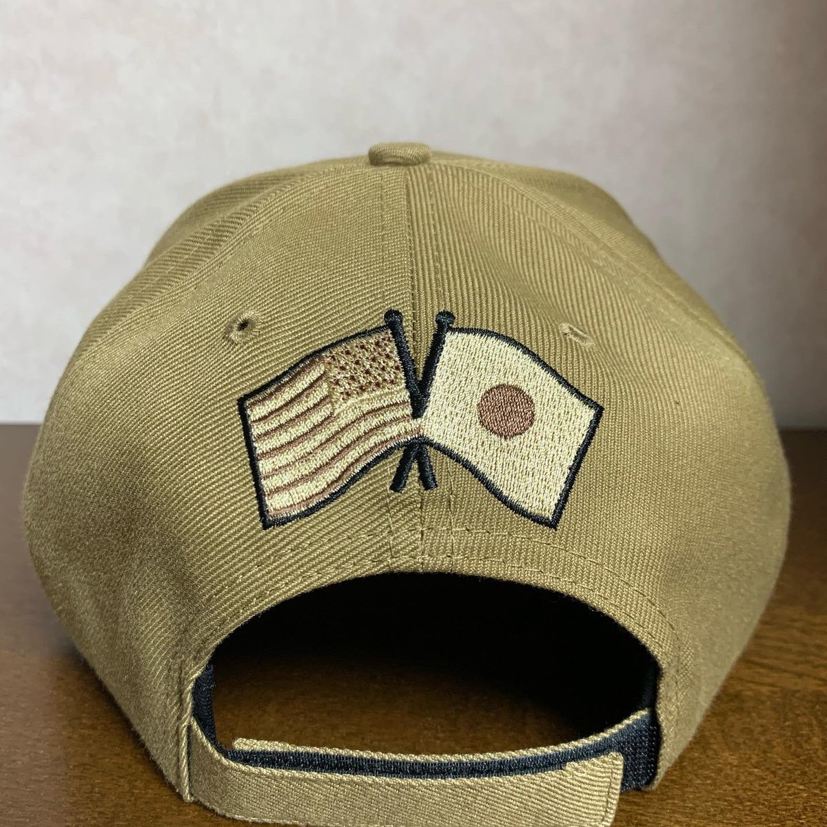 abasan1208's tweet photo. 【米海軍シリーズ】
既紹介済の米海軍関連識別帽を新規入手したので、追加紹介
U.S. Naval Ship Repair Facility and Japan Regional Maintenance Center(SRF-JRMC)Command Ballcap
大佐・中佐用、タンカラー
タンカラーを新規入手
#識別帽 #部隊帽 #部隊識別帽 #スコードロンキャップ #jrmc https://t.co/bG2hZa7OHJ
