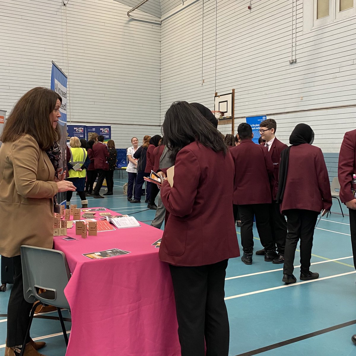 HathershawC's tweet photo. Busy in the Sports Hall today with the #careers fair! 
Students are making the most of the opportunity, discovering as much as they can about their future pathways! 
#TogetherWeSucceed https://t.co/DJC5QEuP30