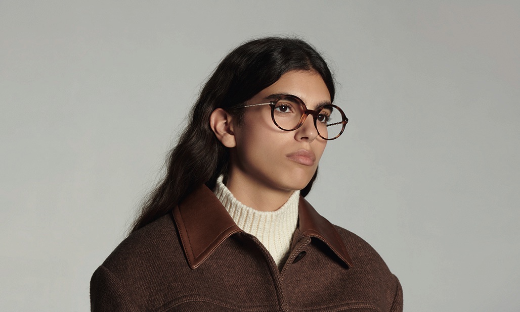 Learn more about Sandro's AW22 optical collection:  

mondottica.com/blog/parisian-…

#SandroParis #Mondottica #AW22