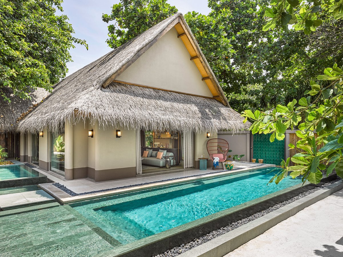 joalimaldives's tweet photo. No matter which way you turn, your #JOALI villa inspires appreciation for fine details. Look up: the soaring ceiling is thatched with palm fronds. Look down: the floor reflects marine motifs. Look out: your poolside swing invites moments of #serendipity. #joyofliving https://t.co/7VjJbxdoGg