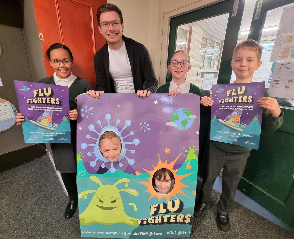 The rollout of the free #flu vaccination for children is continuing in Wolverhampton's schools – with thousands of pupils now fully-fledged #FluFighters, including these <a href="/WoodfieldSchool/">Woodfield Primary School</a>. Full story: orlo.uk/TTcAn <a href="/NHSinBlkCountry/">NHS Black Country Integrated Care Board (ICB)</a> <a href="/Vaccination_UK/">Vaccination UK</a>