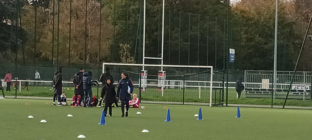 PoirierFrdriqu1's tweet photo. En prolongement de #11delegende, 1er entraînement ce matin d'#equipepartagee ⚽️ avec @FondationPSG
pour #inclusion #TSA #neurotypique #RSE #mieuxvivreensemble à @VilleDeClamart soutien de @JD_Berger 👍👏 https://t.co/OKUgfz9Cp2