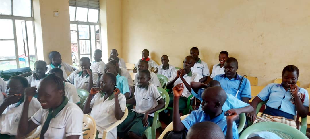 ShababLe's tweet photo. Happening this week in Juba: With financial support from @UNFPASouthSudan & in partnership with @RHASS_S_SUDAN & #ResilienceOrganization, @ShababLe is training 18 visually impaired young people in #Buluk.
@Abrahampieng
#Musharaka4Tanmiya https://t.co/KxZOFRUkN1