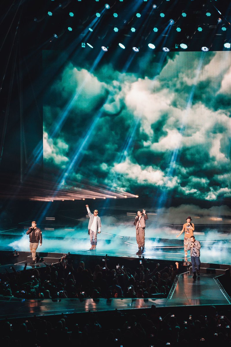 AOArena's tweet photo. So, we've got to talk about last night...

Backstreet was BACK! 🤩 

Who joined us?! 🙋‍♀️

📷@Manc_wanderer https://t.co/MykOvD6iEP