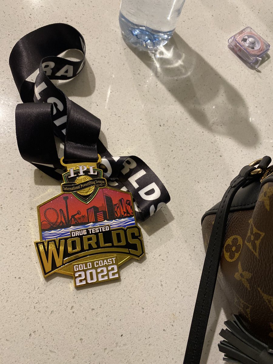 onicamh10's tweet photo. What a finish to the year, ultimate high 
#1 Worlds U52 Opens

Live for this! 
#powerlifting #iplpowerlifting https://t.co/GEEBOv9Joa