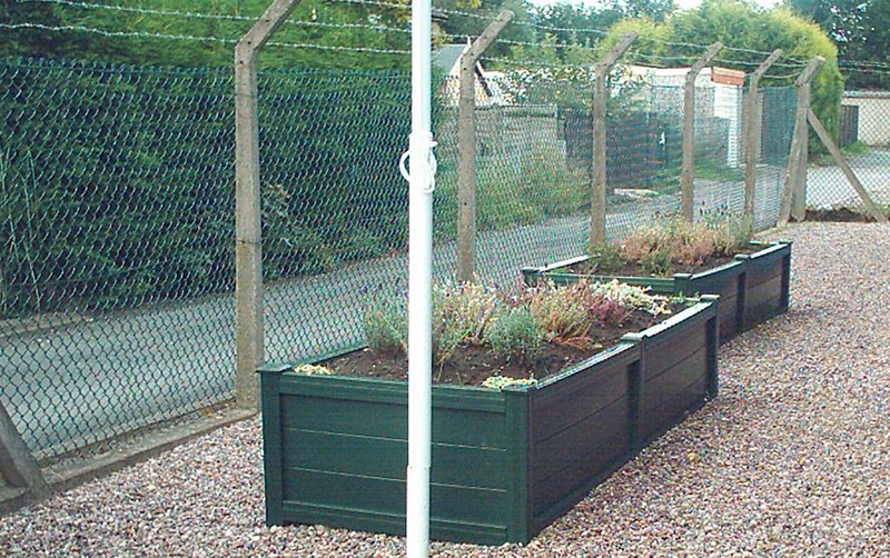 Looking to add some colour and flora to your garden? Our planters are the perfect solution! 

Order yours today! 0844 209 7397
fasterplastics.co.uk

#fasterplastics #pvc #planters #wirralbusiness