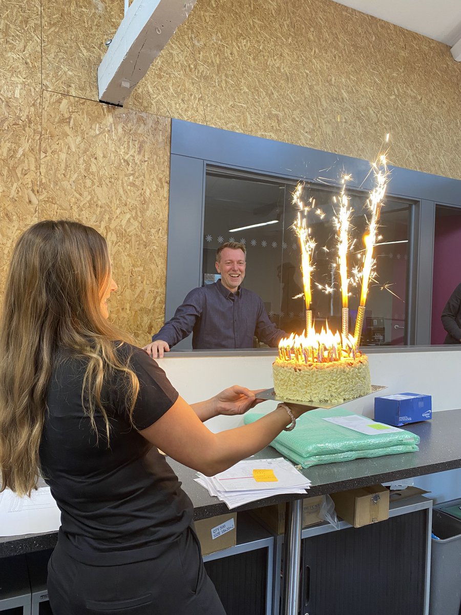JsspSchools's tweet photo. Happy Birthday to our MD Steven, Have great day from everyone on the JSSP team 📸😀#LOTSOFCANDLES #21AGAIN #SCHOOLPHOTOS https://t.co/IrSsGkj9At