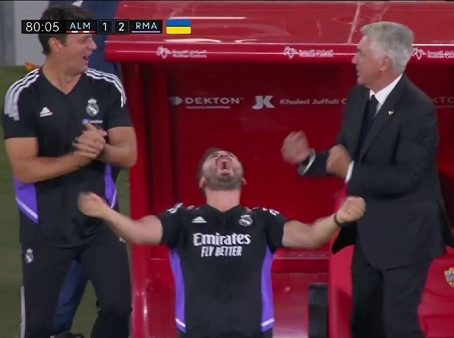 Qué vergüenza cómo celebran la victoria Xavi y los jugadores.