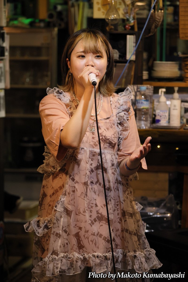 makkocchan_919's tweet photo. 【2022/9/17『HOME9 DAY1 』前田かのん @ ガッチャ】その1
コロナ禍で僕がライブ鑑賞自粛していた時に、ライブ写真撮影の依頼をして下さったのにできなかった思いも込めて撮りました!芸森に続いて田中K助さんも一緒に!
#home9
#前田かのん
#makotos_photo
#オフィシャルカメラマン https://t.co/d9VWPhoV5h