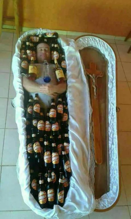 People:pombe itakuua
Me: