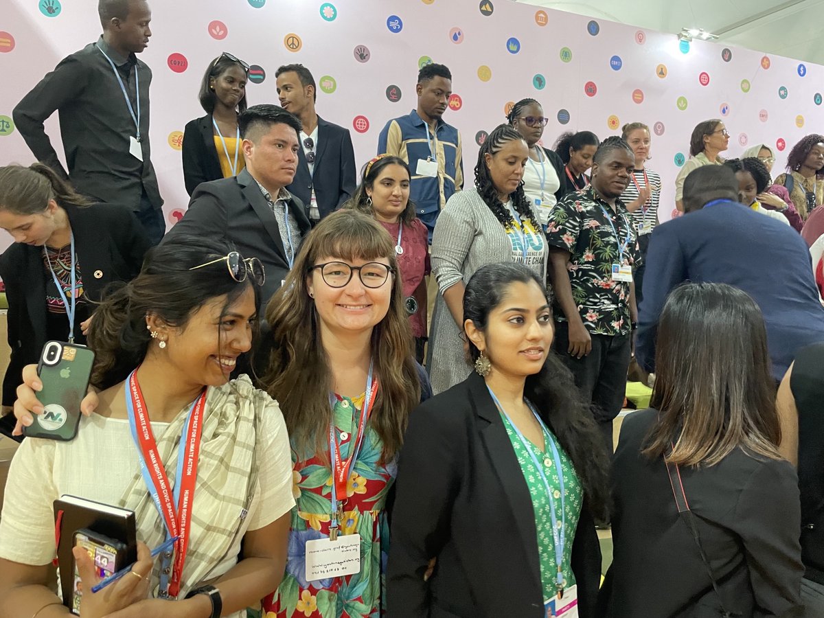 lauriegoering's tweet photo. Such a delight to meet up with leaders of the #CYNP #youthnegotiators programme - which is helping inject young people directly into the negotiations at #COP27 @CYPavilion
Read more here: https://t.co/DxJtvSvZWE https://t.co/LSJ0LQTAMm