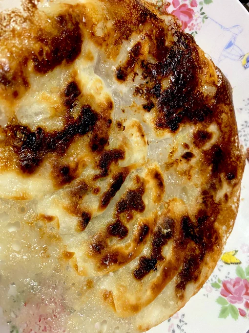 今日は餃子とワインを頂こうかな( ᐛ )وワイン今年の初物貰ったので! 