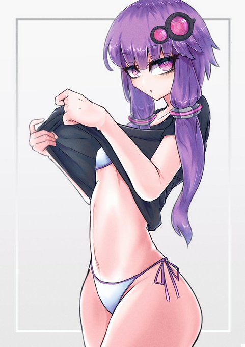 おなか見せてくれる ゆかりさん。 