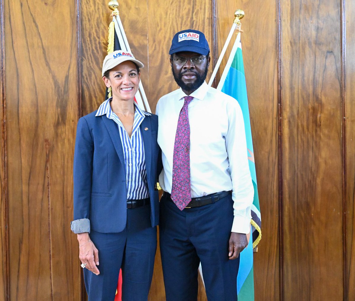 AnyangNyongo's tweet photo. USAID is introducing ' USAID Empowered Youth Project ' in Kisumu that will take best practices in business development and advisory services from the US Small Business Development Center (SBDC) model and transfer them to a local network of county based business centers. https://t.co/R9k9koCU53