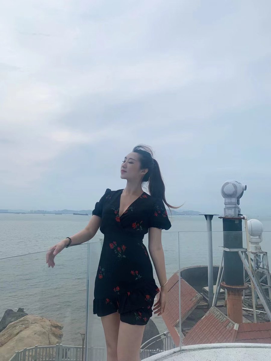 snyhng's tweet photo. 足模线下可约，全国可约。#足模 #足底  #足控福利 #足  #足リラシート  #足奴 #深圳约 https://t.co/5qDdjBtXOz