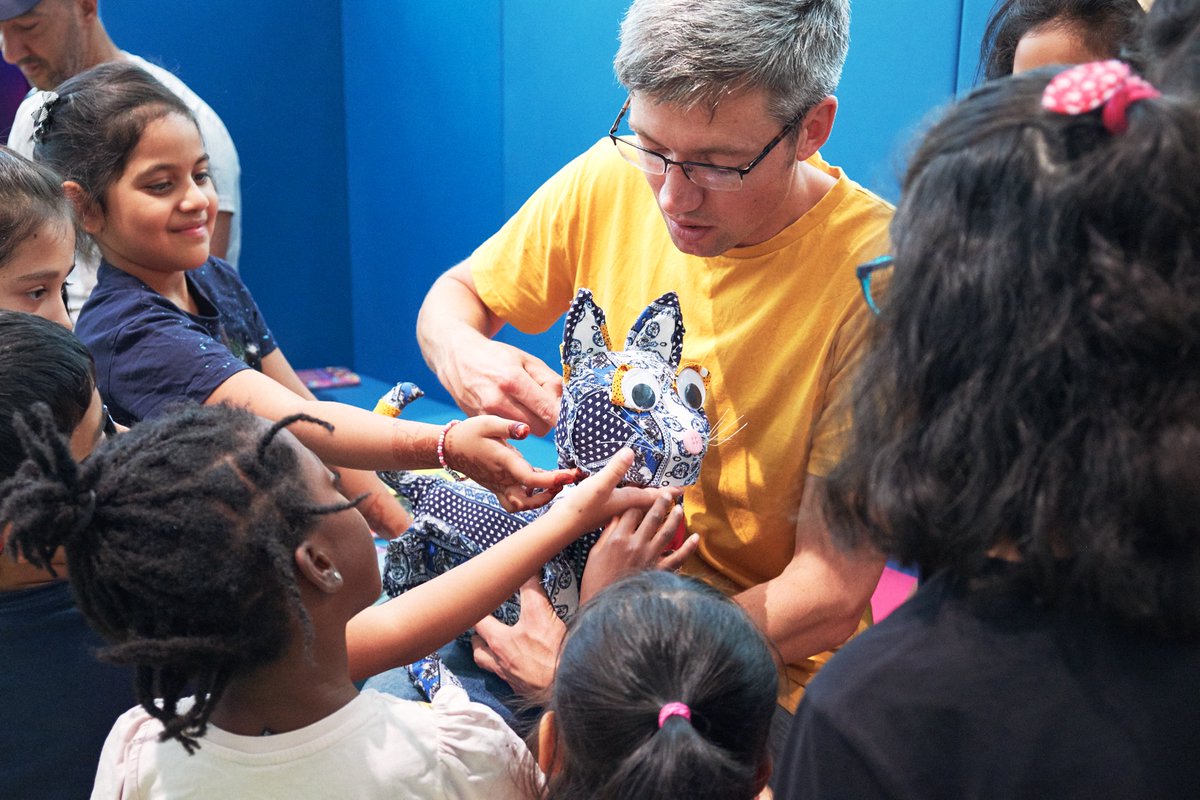 Simon Mole tweet media