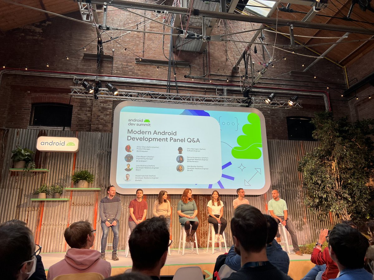 salihgueler's tweet image. #AndroidDevSummit started at London!