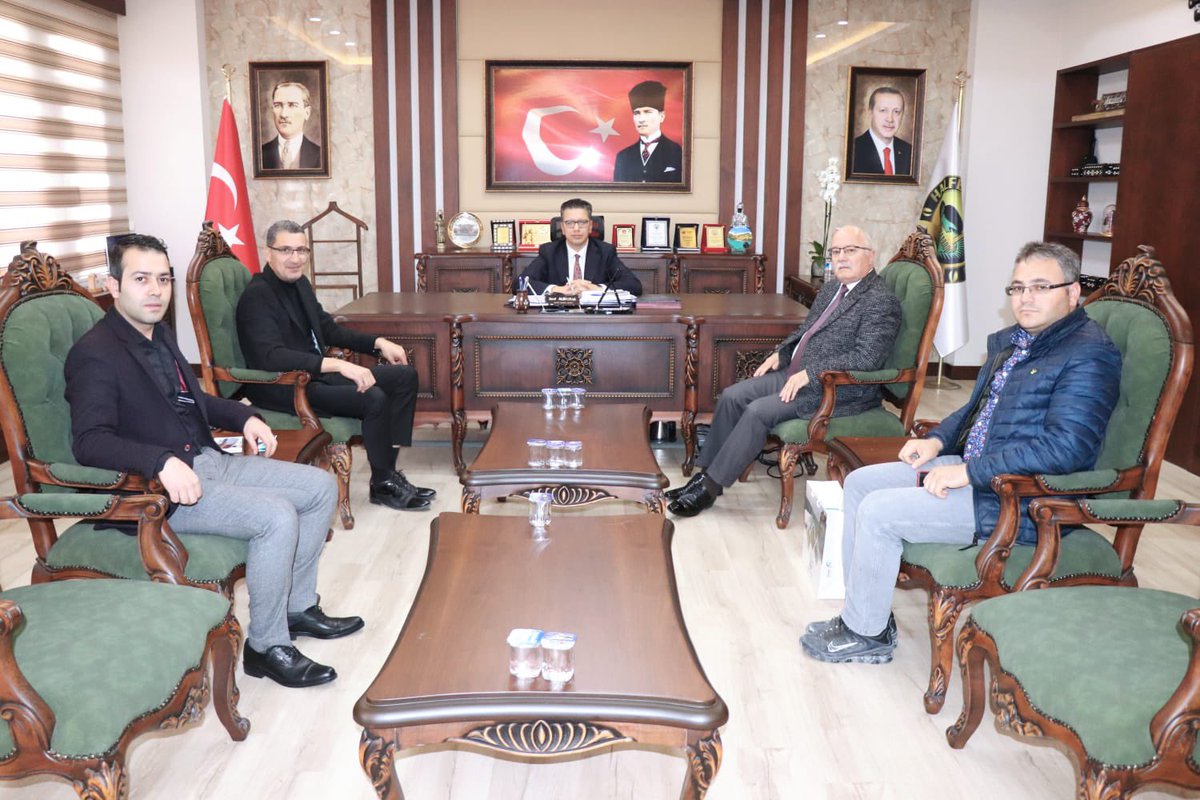 serfalbayrak's tweet photo. Hizmet -İş Sendikası Genel Başkan Vekili Mustafa TAŞTEKİN ve Hizmet-İş  Şanlıurfa 2 nolu Şube Başkanı Bozan İZOL bizleri ziyaret ettiler; Yeni toplu sözleşme konusunda görüş alışverişinde bulunduk. https://t.co/ksjeAA14r2