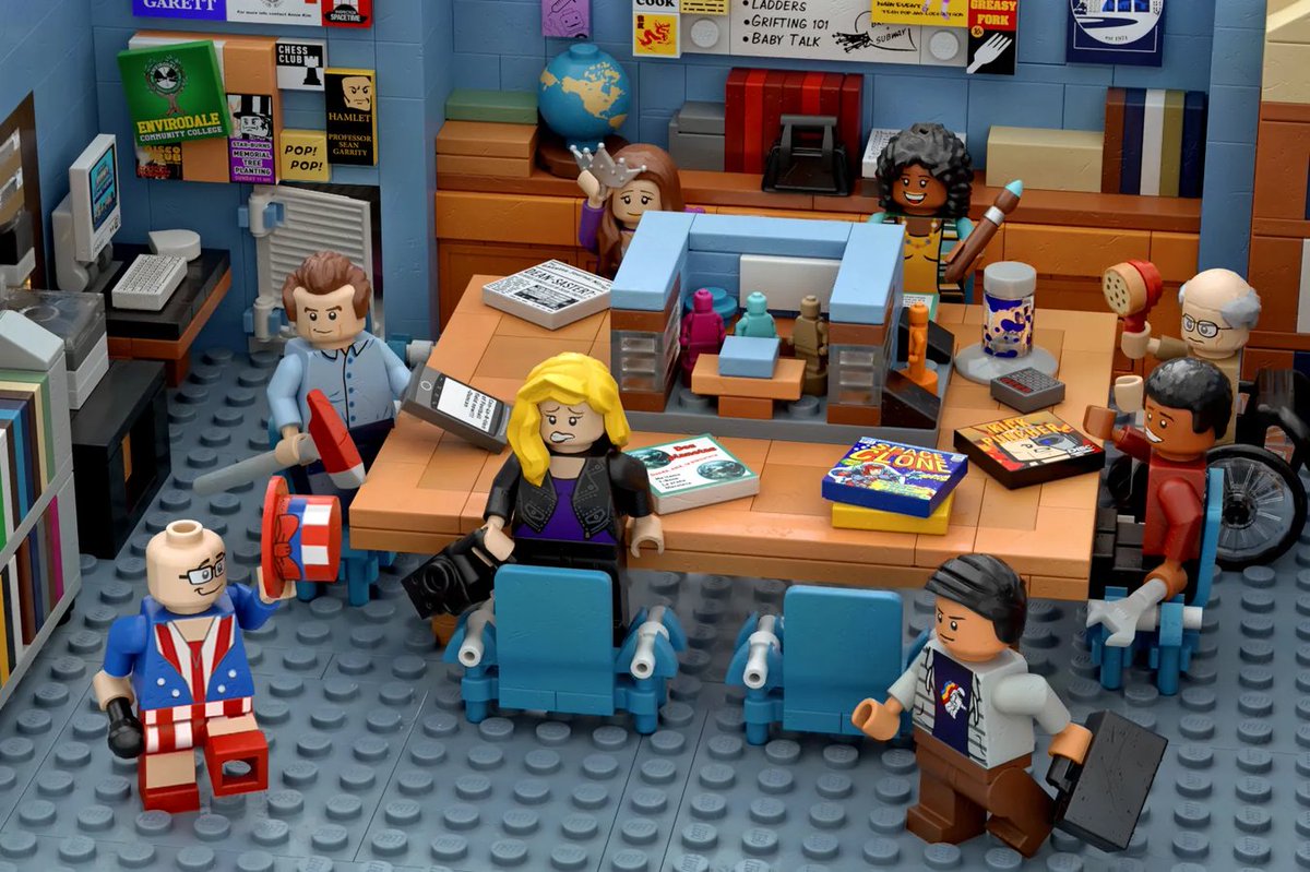 brickzip's tweet photo. This week in the IOTW section we feature the amazing "Community" project by @Bulldoozerbrick

🔗 IOTW #4 is out, you can read the full article and see more images at https://t.co/juWMGpeDKf !

#lego #legoideas #afol #community #communitytvshow #netflix #brickrr #iotw https://t.co/5nU4sDyhp9