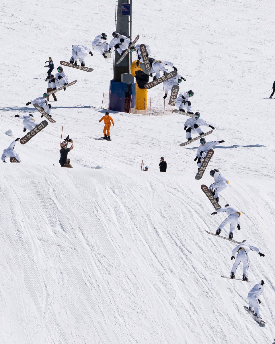 CliveDickerson's tweet photo. A sequence of Matty Cox I got at #Perisher @FyveMfg 

#actionphotography #photography #snowboarding #shoot2kill #Australia https://t.co/yfLyUlvN0Y