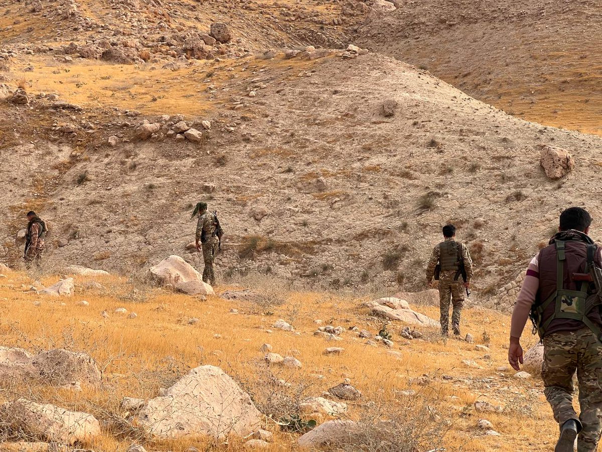 KurdsatEnglish's tweet photo. Peshmerga and Security Forces (Asaysh) in Sulaimani's Garmian district carried out a search mission for eliminating smuggling and ensuring security of the Garmian region 

#Kurdistan #KRG #Asaysh https://t.co/xVrn72HoUu