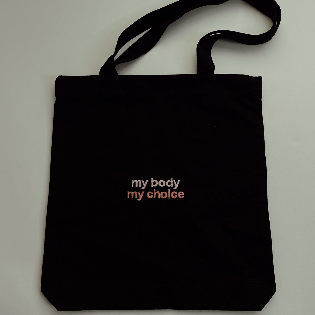YDYBSHOP's tweet photo. Sustainably sourced, ethically made. 100% of profits support The Center for Reproductive Rights. https://t.co/JjGFkm5TQB 🌎 #AbortionRights #MyBodyMyChoice https://t.co/u6pOPcci6p