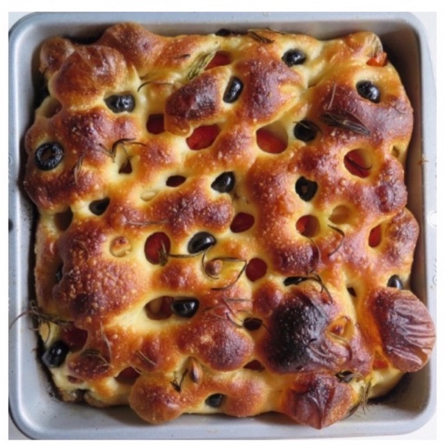 sloafbake's tweet photo. ฉันกำลังขาย Sourdough Focaccia : Toma... ที่ Shopee ในราคาสุดพิเศษเพียง ฿ ซื้อเลยที่ https://t.co/ZeFCyTagbz #ShopeeTH https://t.co/YFm8hOLwA9