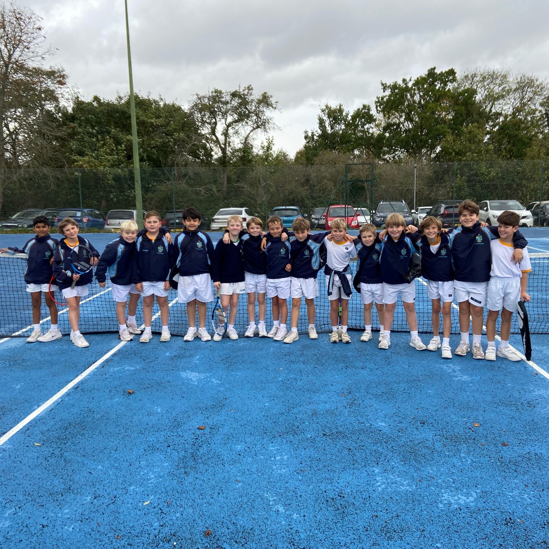 SJBWindsor's tweet photo. The increasingly cold weather does not deter our Middle School boys. Nothing will stop them from having some tennis fun during their lunch break. Mr Summers couldn't be more pleased. ππΎ
#lovetennis #SJBactive #SJBmiddleschool #SJBtennis
@SJBsportsdept https://t.co/WNvM07nPFg