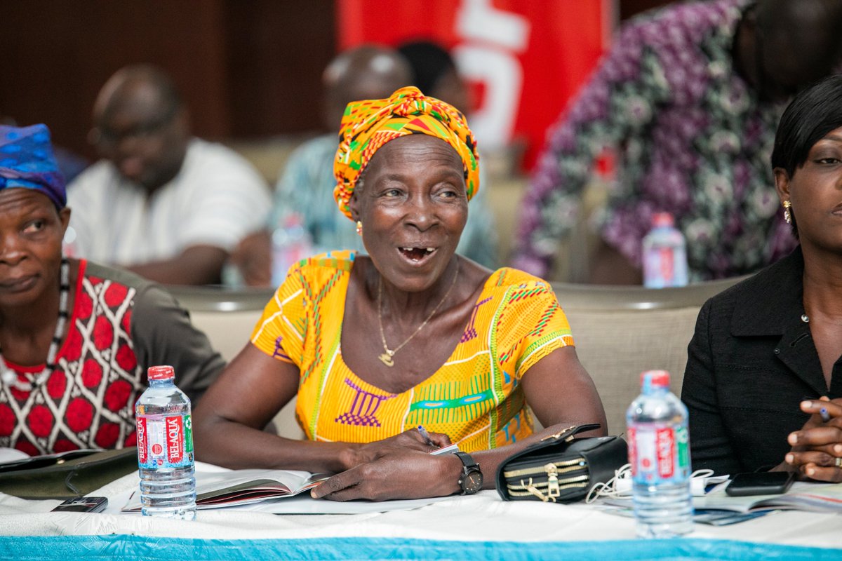 ActionAidGhana's tweet photo. At the #ClimateChangeSeminar discussions on women vulnerability to the changes in the climate is taking center stage. Research shows the devasting effects on women in communities, especially in the Northern regions. This sends a message for #LossAndDamageFinance
#COP27 https://t.co/lUhxYZaLt0